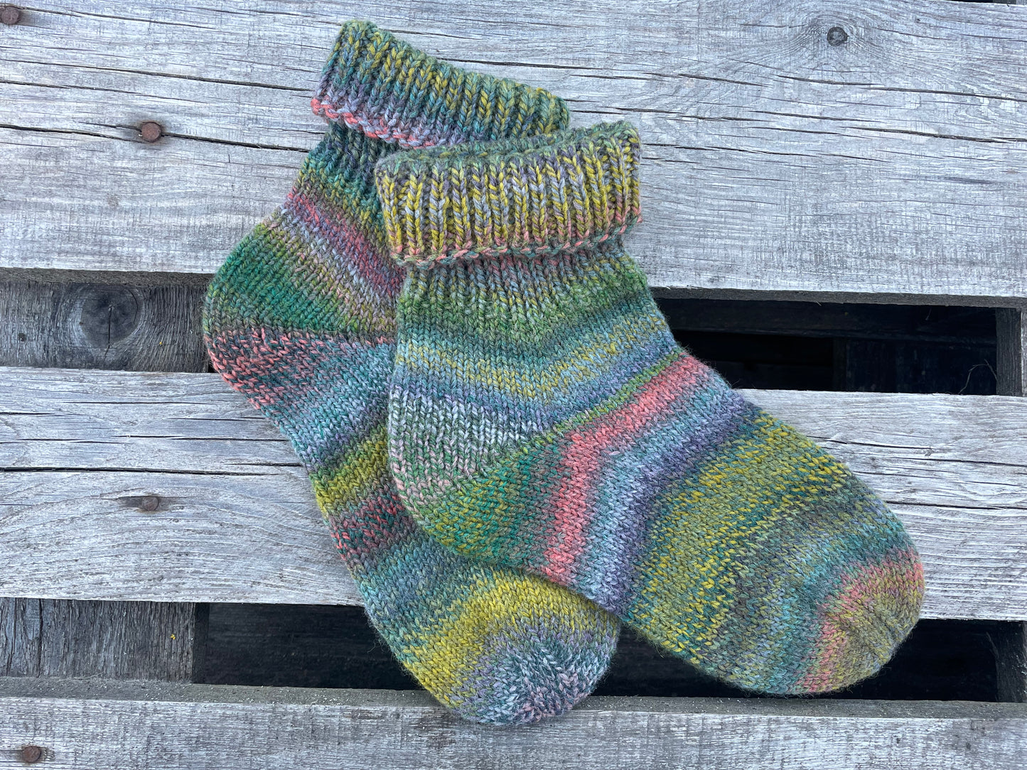 Hand knitted wool socks. Size: EUR 38-39