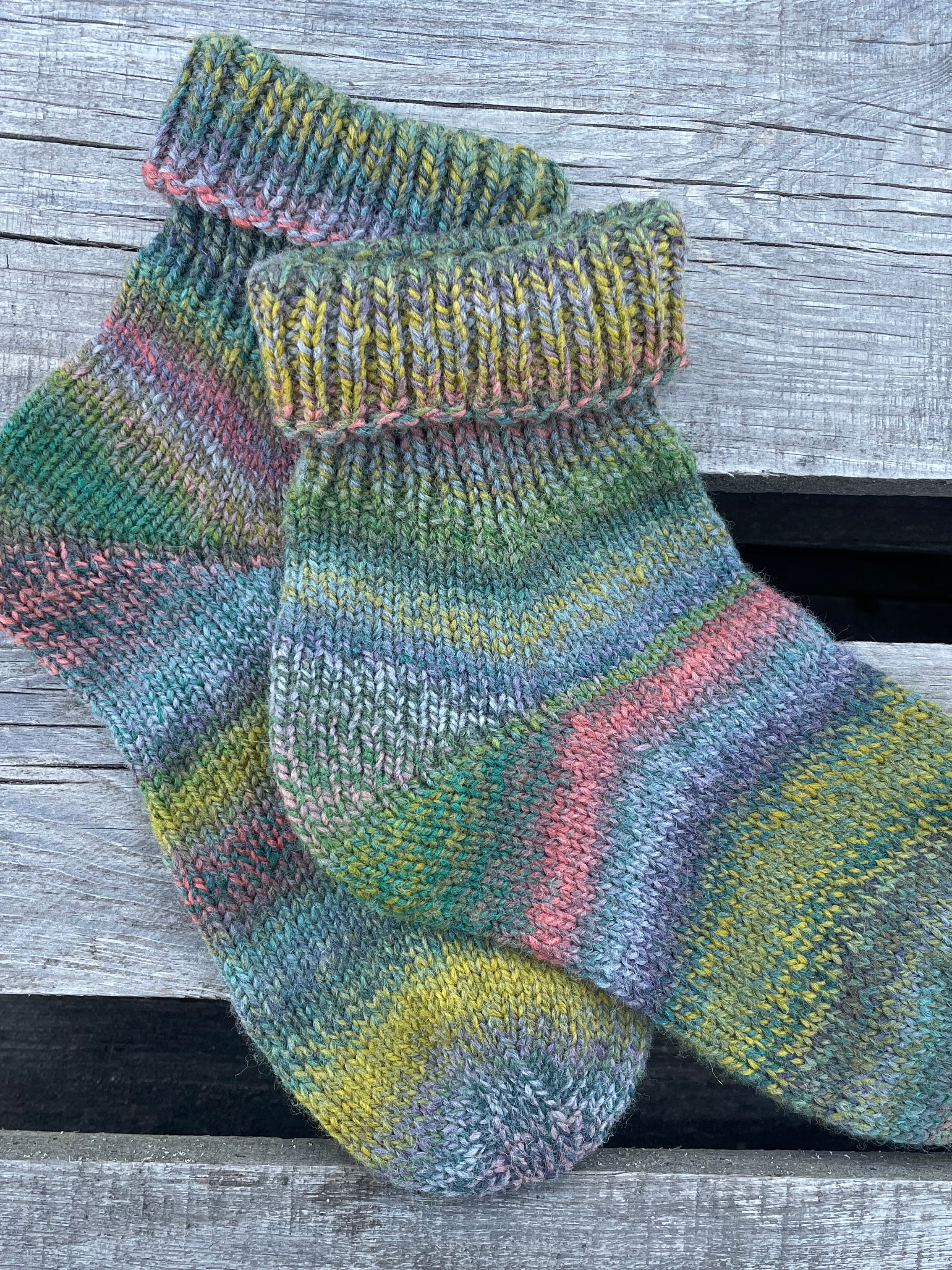 Hand knitted wool socks. Size: EUR 38-39