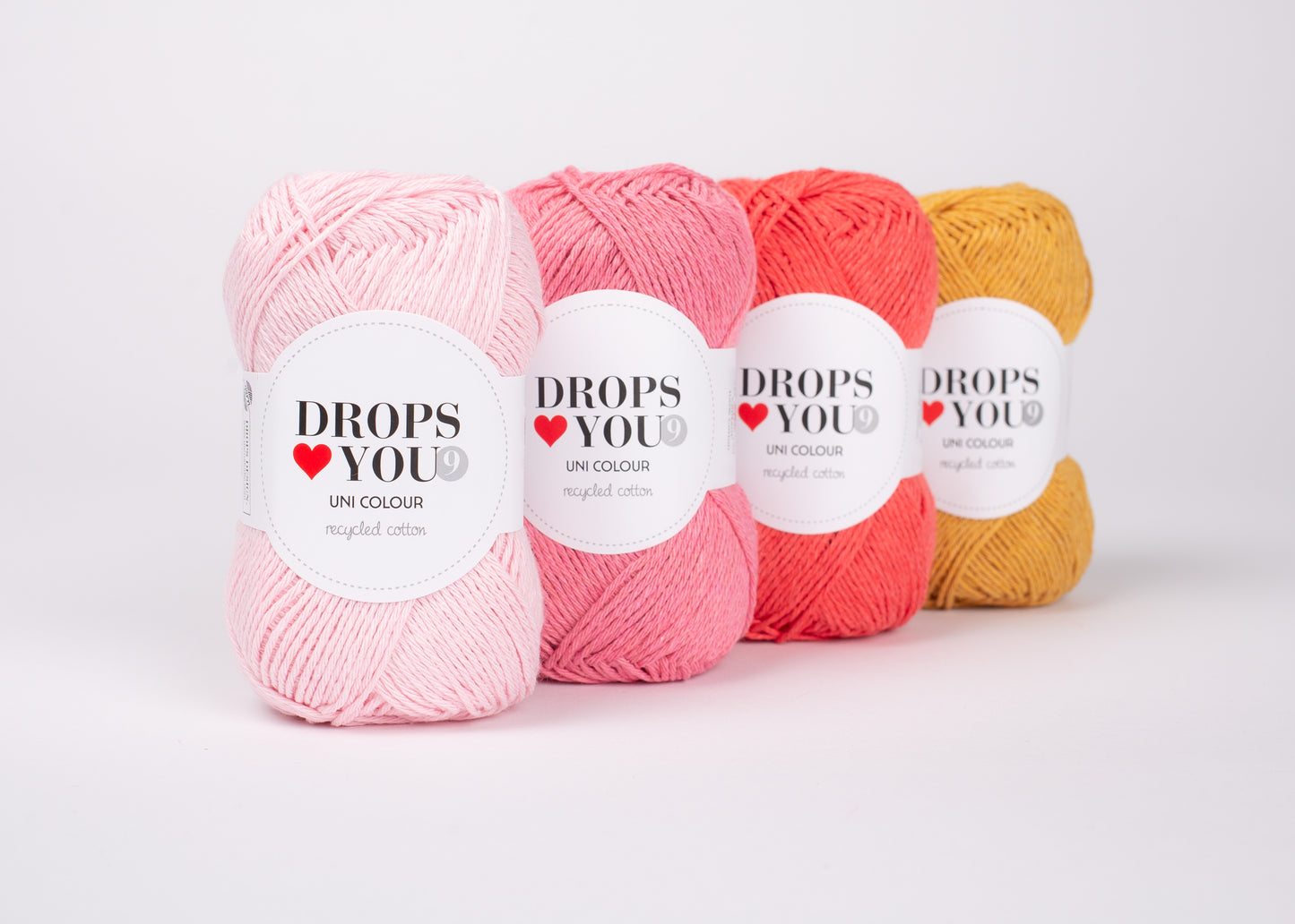 YARN Box contains 20 skeins of DROPS Loves You 9, in a different colours.